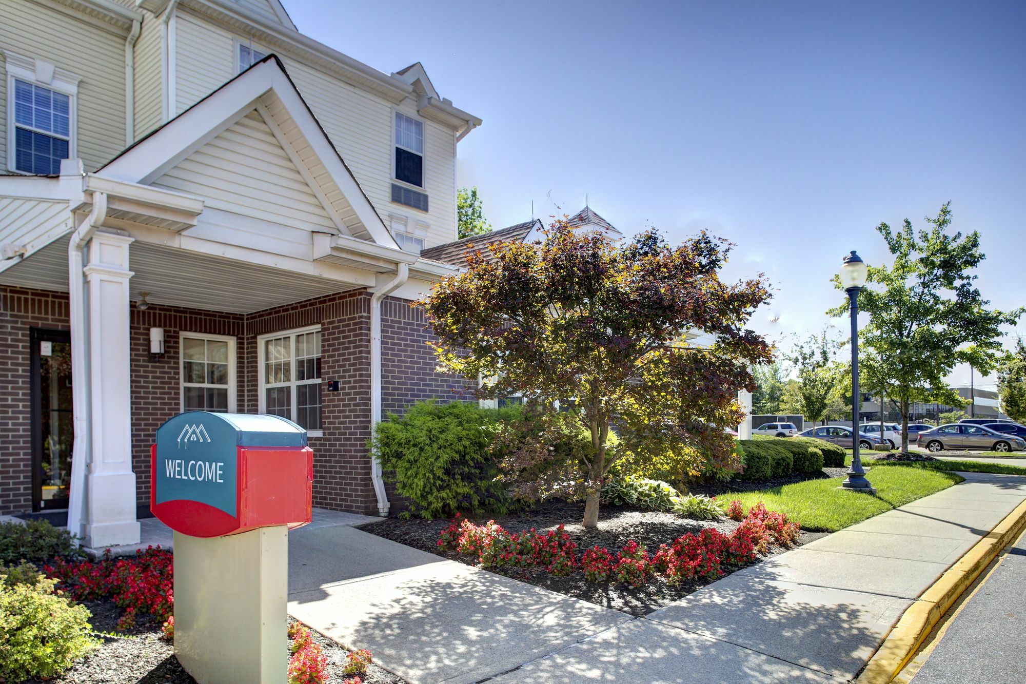 Birch Hills Suites - Blue Ash Exterior photo